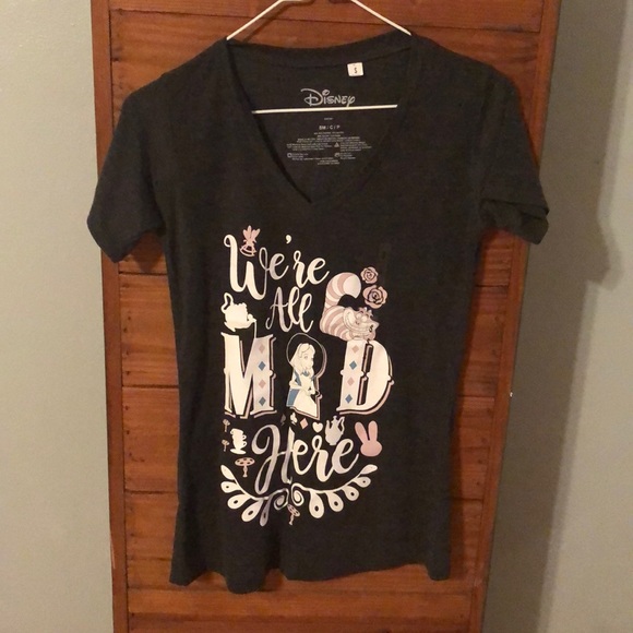 Disney Alice in wonderland tee - Picture 1 of 3